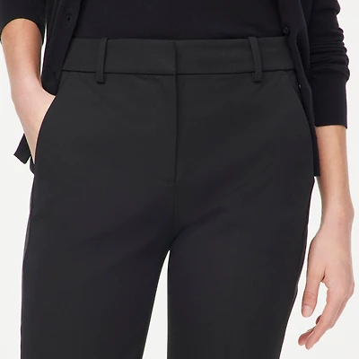 Slim straight-leg capri pant
