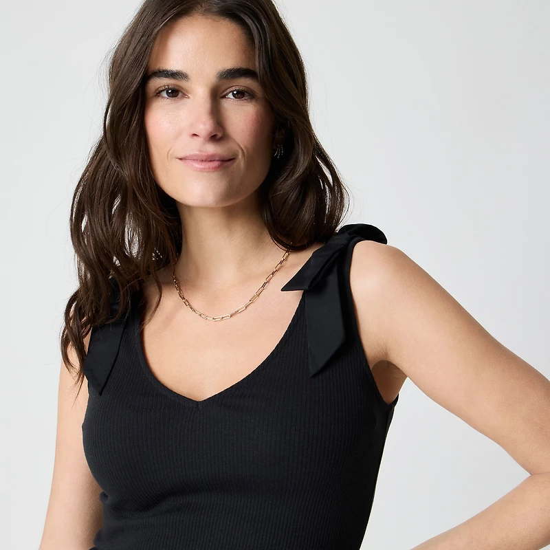 Bow-shoulder tank top