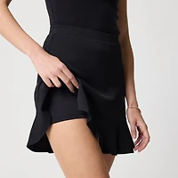 Ruffle-hem active skort