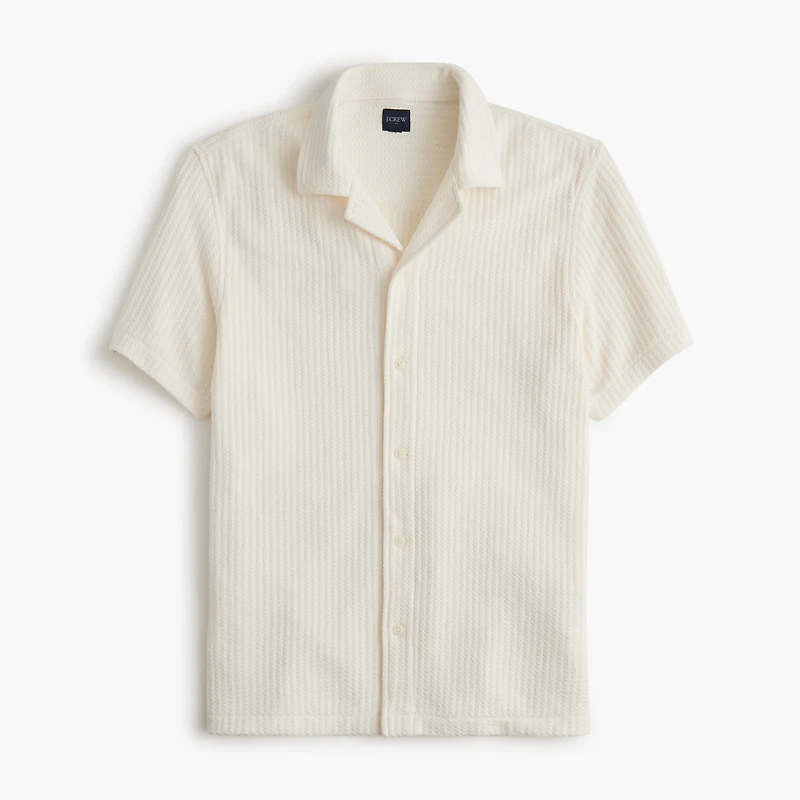 Short-sleeve textured camp shirt