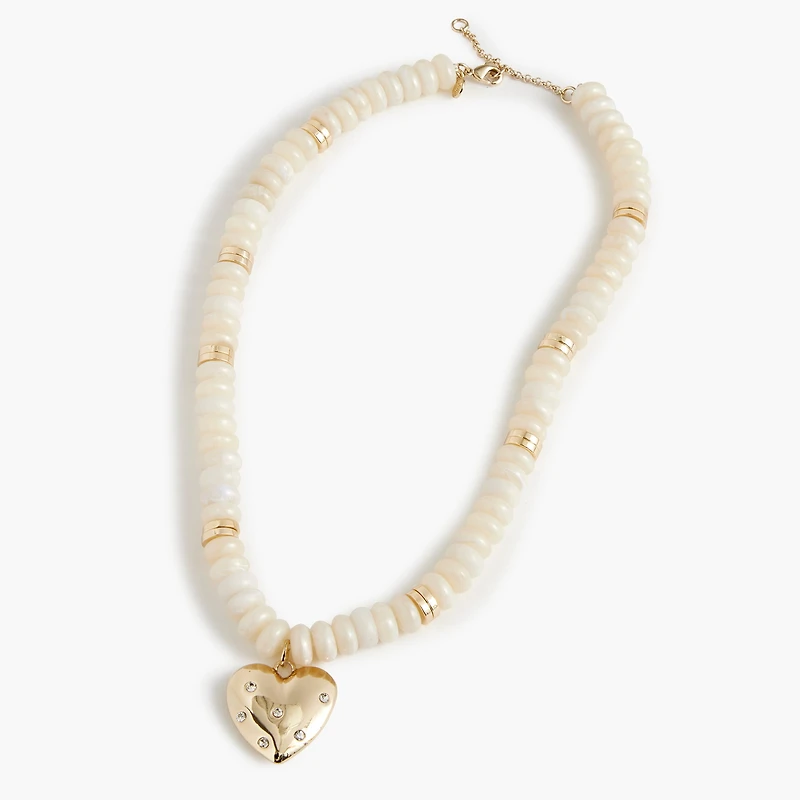 Beaded pendant necklace