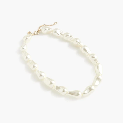 Large pearl-effect necklace