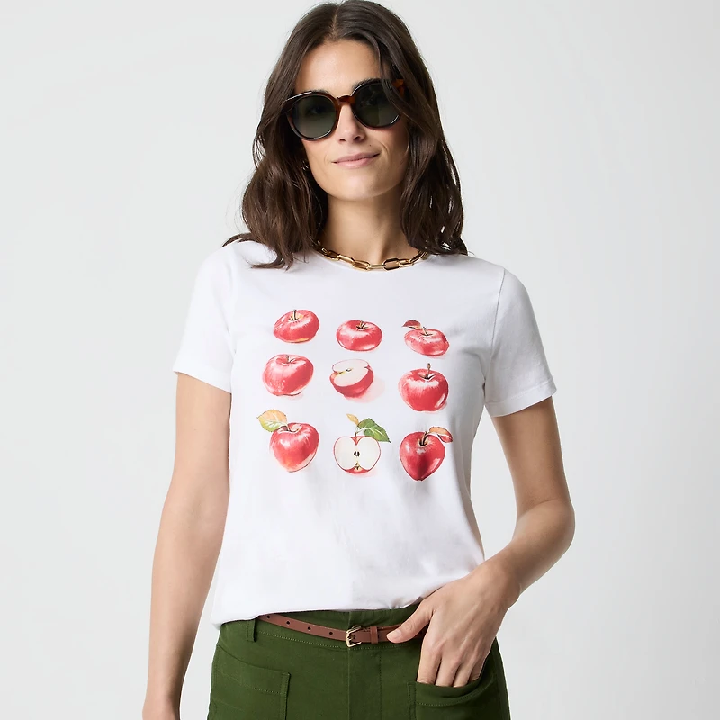 Apples graphic tee
