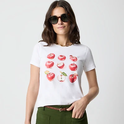 Apples graphic tee