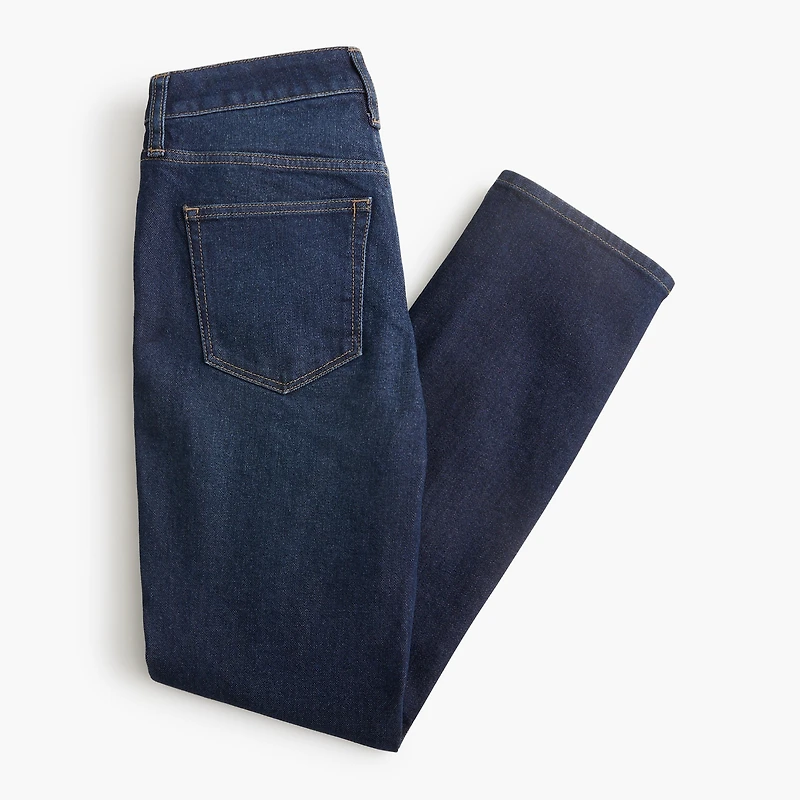Curvy essential straight jean all-day stretch