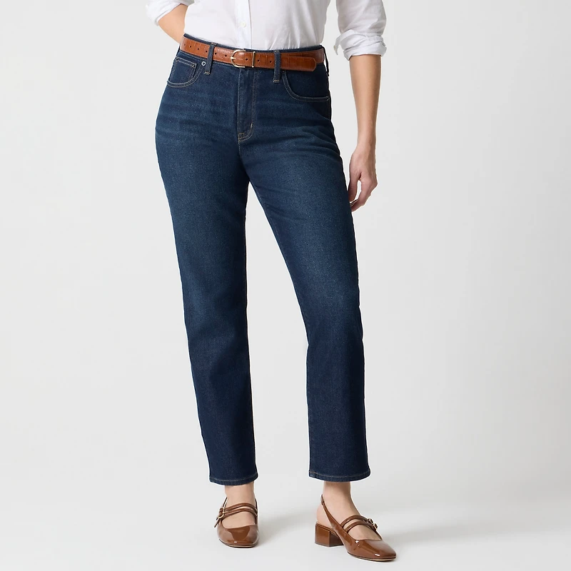 Curvy essential straight jean all-day stretch