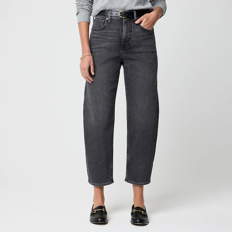 Washed black barrel-leg jean all-day stretch