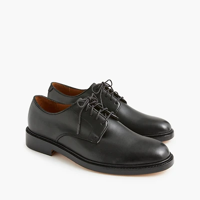 Lace-up derby shoes