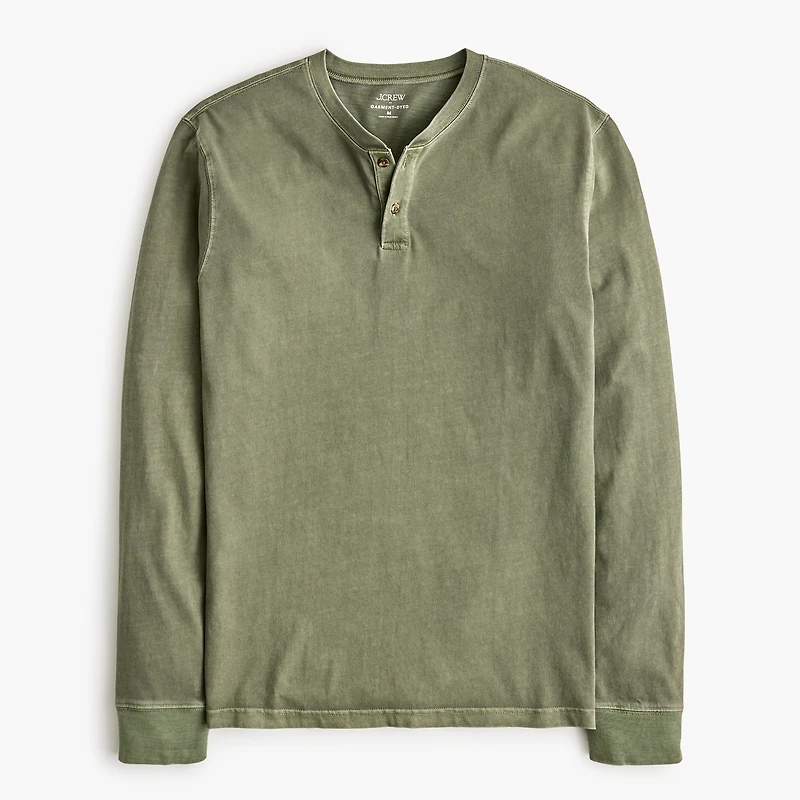 Garment-dyed henley tee