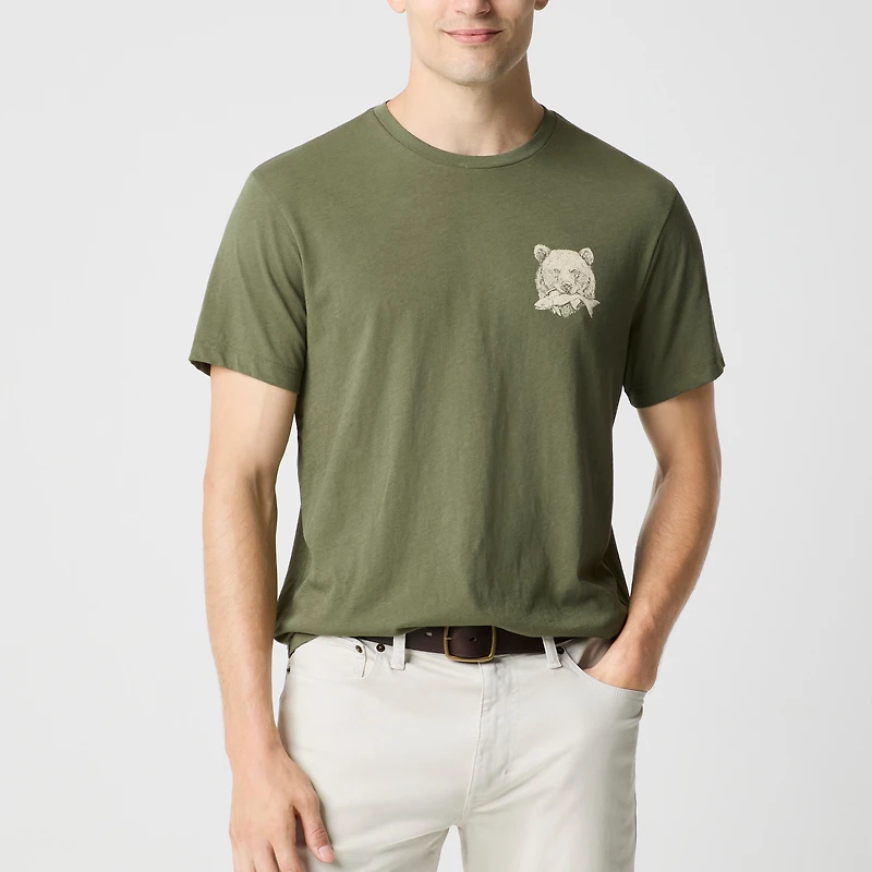 Hungry bear graphic tee