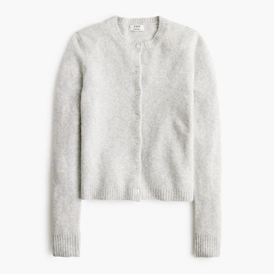 Cardigan sweater extra-soft yarn