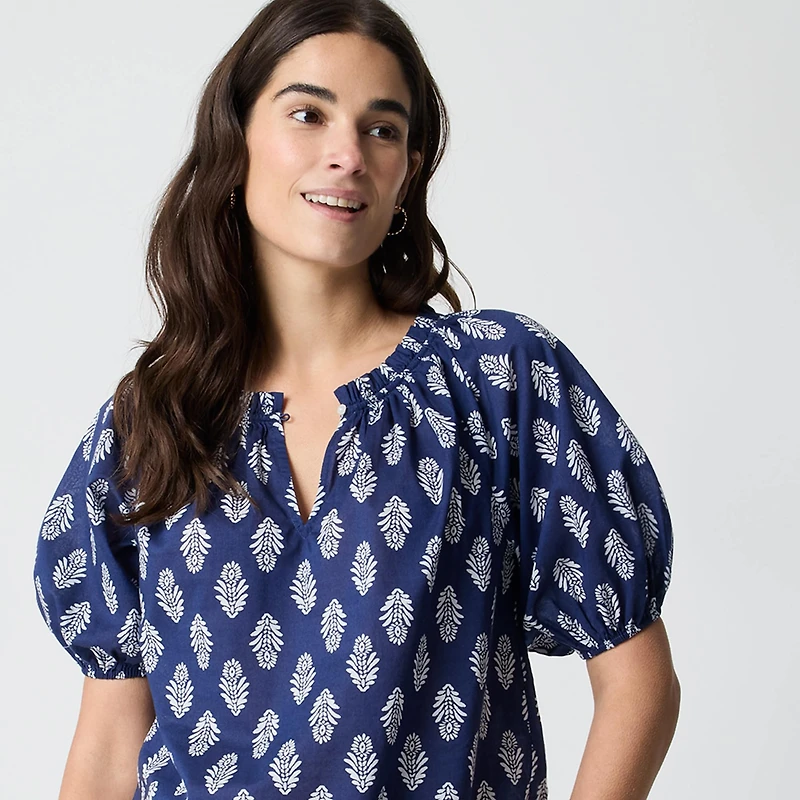 Printed puff-sleeve split-neck top