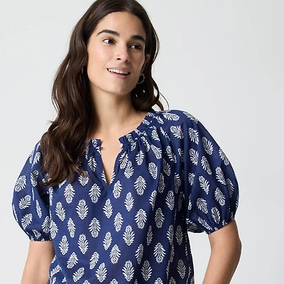 Printed puff-sleeve split-neck top