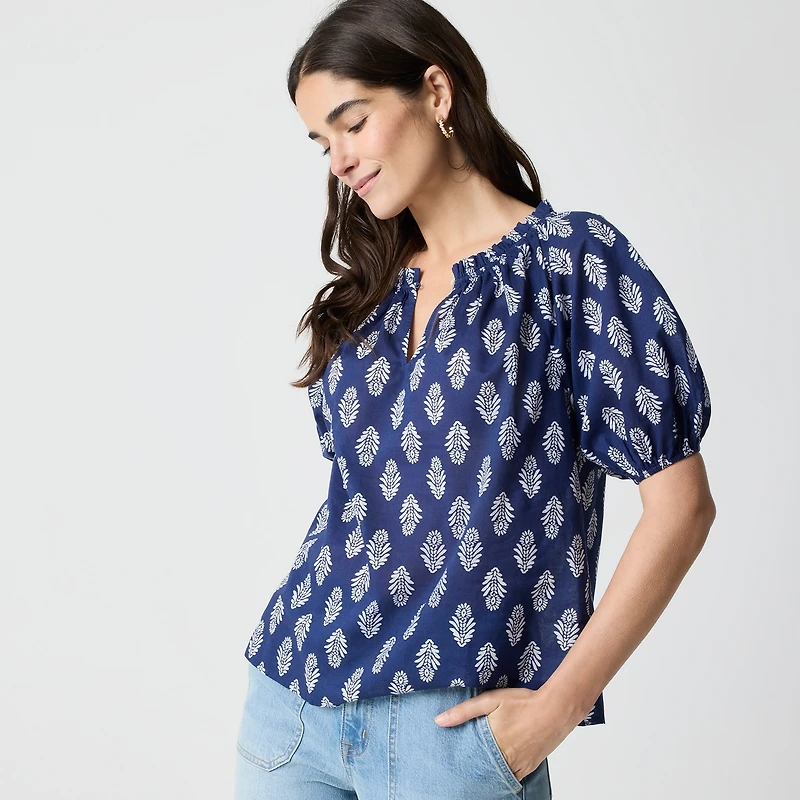 Printed puff-sleeve split-neck top
