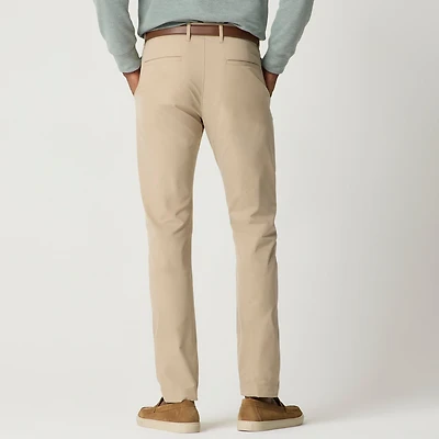 Slim-fit tech chino pant