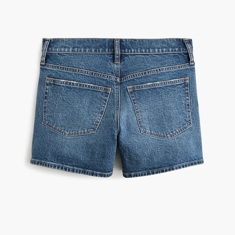 Mid-rise modern denim short