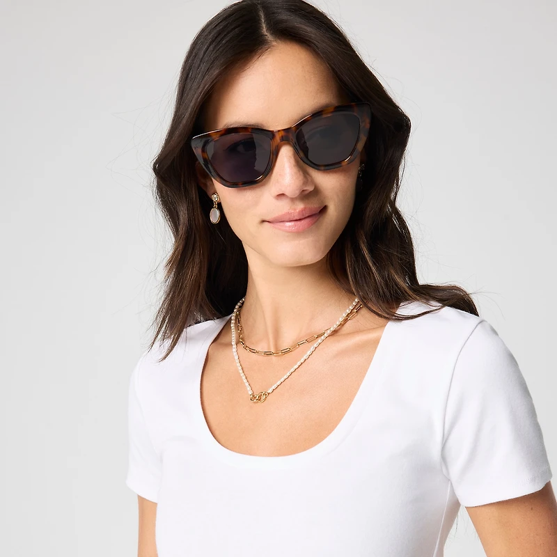 Scoopneck everyday tee