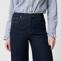 Modern wide-leg jean signature stretch