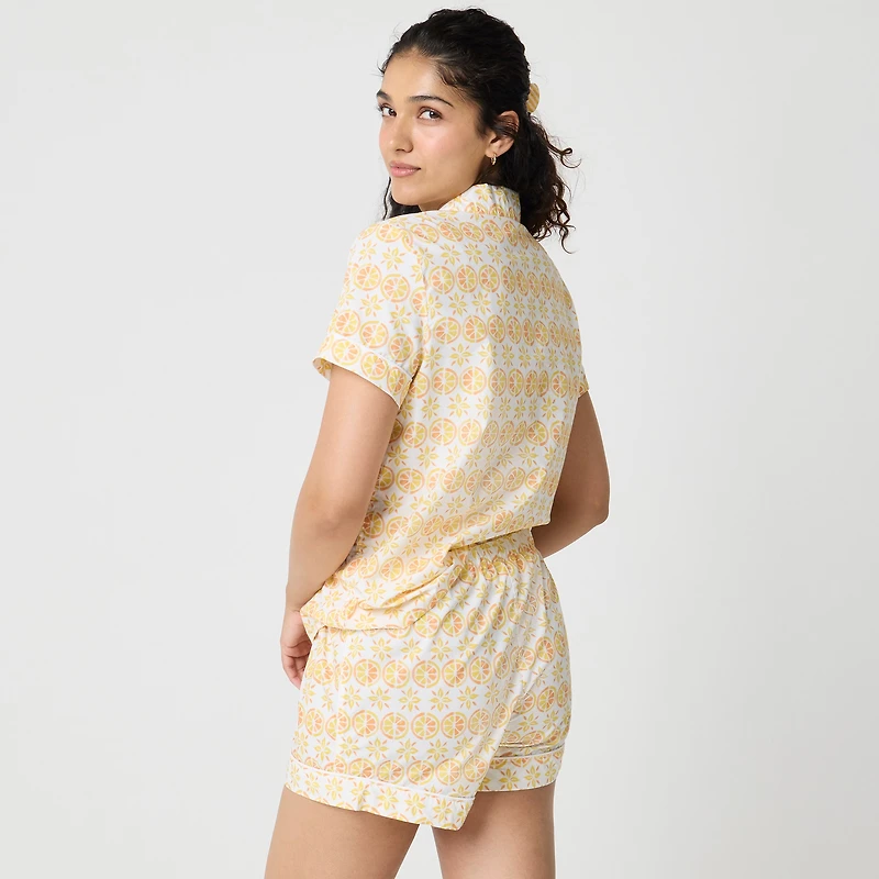 Short-sleeve top and short pajama set
