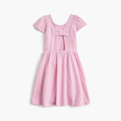 Girls' seersucker bow-back dress