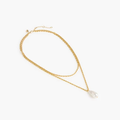 Layered pendant necklace