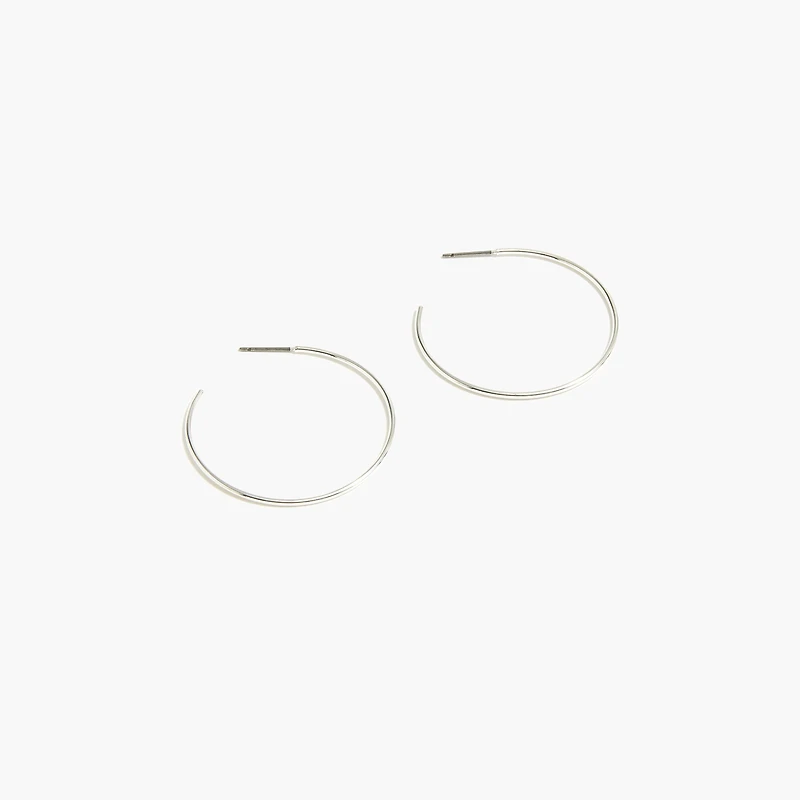 Simple hoop earrings