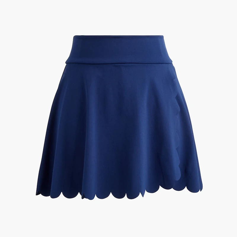 Scallop-trim active skort
