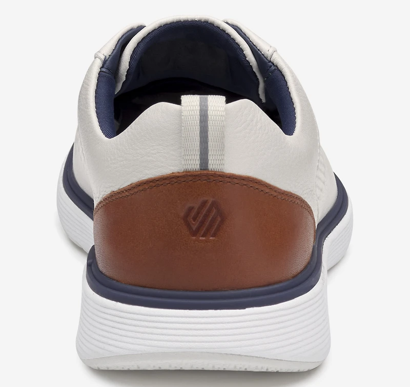 XC4® Prentiss 2 Embossed U-Throat