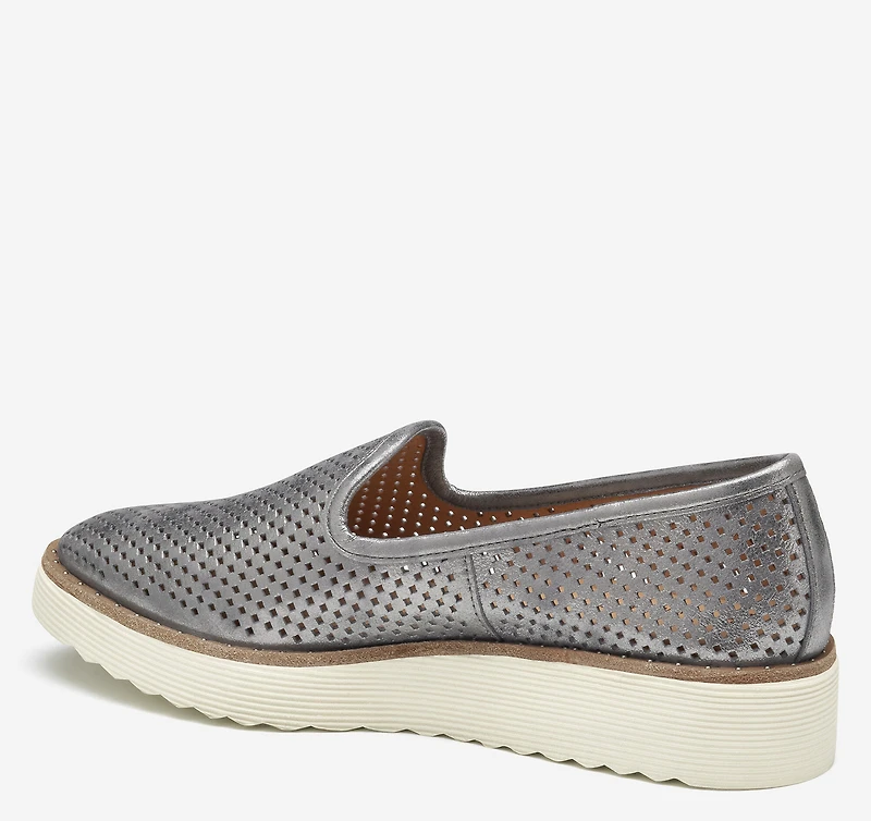 Mitzi Perfed Venetian