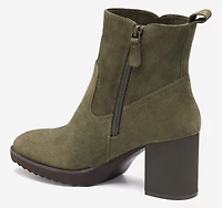 Izzie Bootie