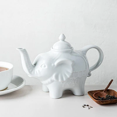 Bia Basic White Porcelain Teapot Elephant (White)