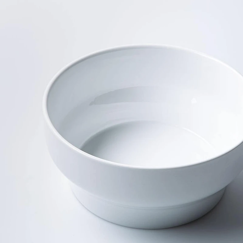 A La Carte 'Essentials' Porcelain Serving Bowl 8.25" Dia. (White)