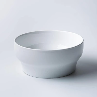 A La Carte 'Essentials' Porcelain Serving Bowl 10.25" Dia. (White)