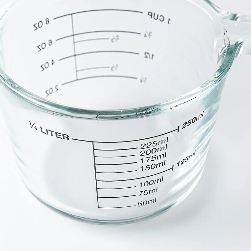 Keittiö Essentials Glass Measuring Jug (Clear)