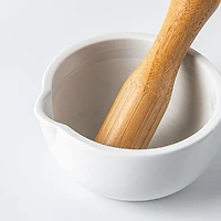 Keittio Pure Crush Ceramic Mortar and Pestle (White)