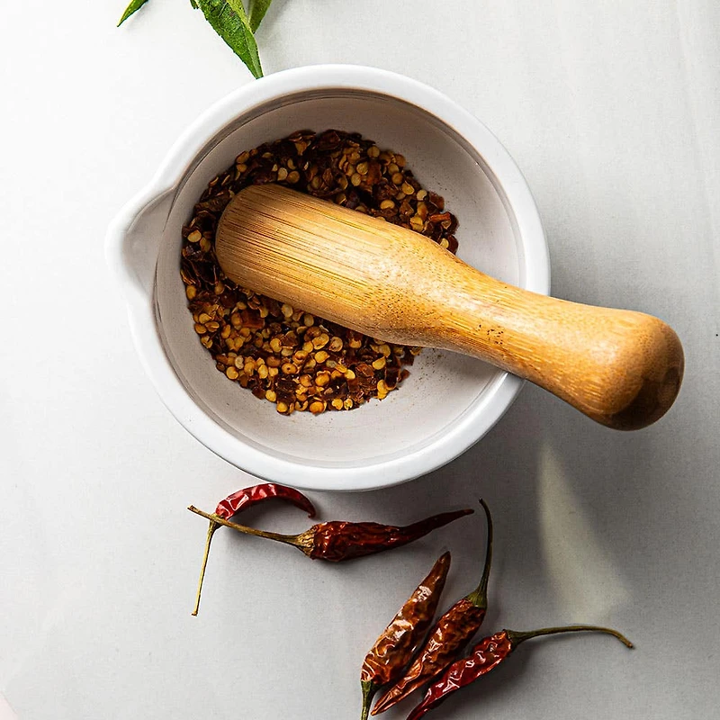 Keittio Pure Crush Ceramic Mortar and Pestle (White)