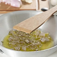 Epicurean Kitchen Angled Turner (Natural)