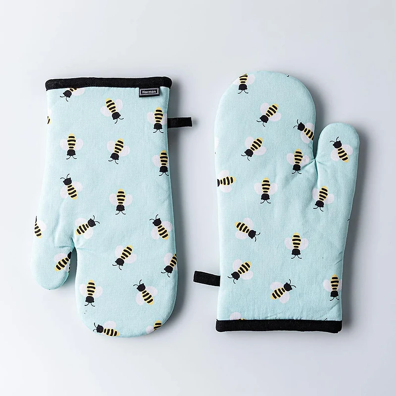 Harman Gourmet 'Bees' Cotton Oven Mitt - Set of 2