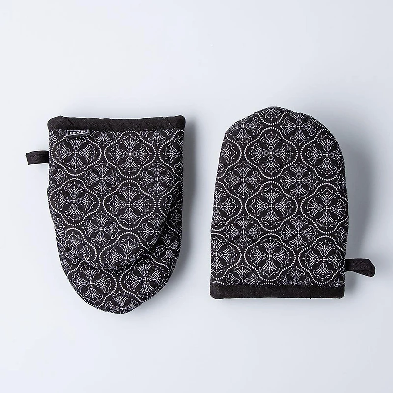 Harman Gourmet 'Dotted Tile' Cotton Mini Oven Mitt - Set/2 (Black)