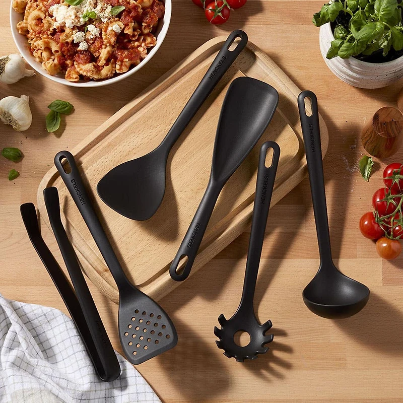 Henckels Onyx Silicone Soup Ladle (Black)