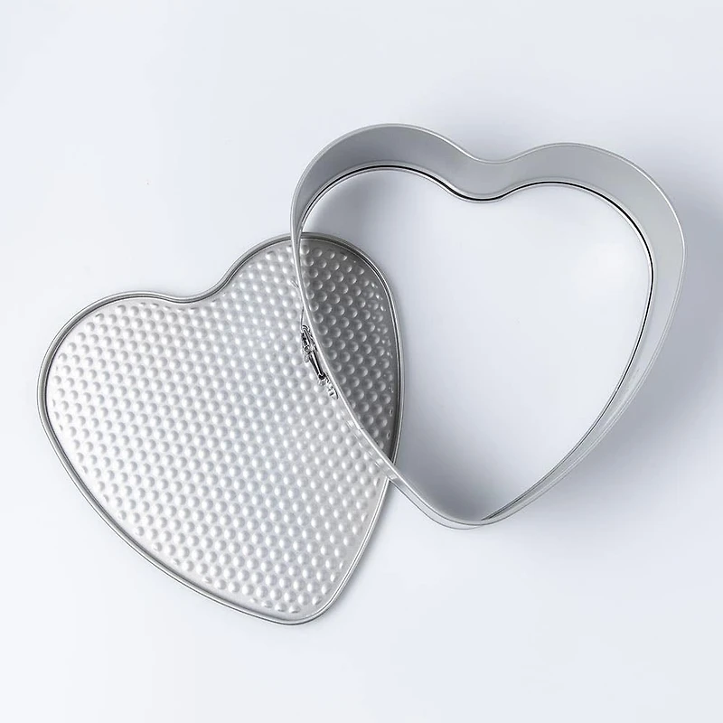 Chloe's Kitchen Amore Bakeware Heart Springform Pan (Grey)