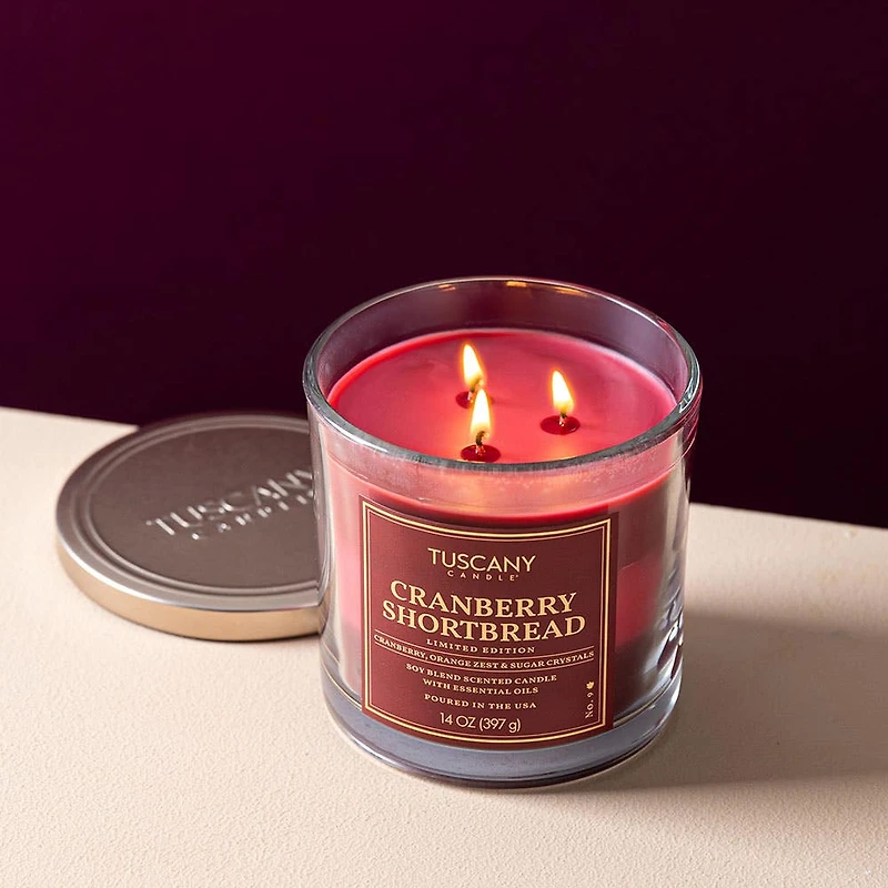 Empire Tuscany 3-Wick 'Cranberry Shortbread' Glass Jar Candle