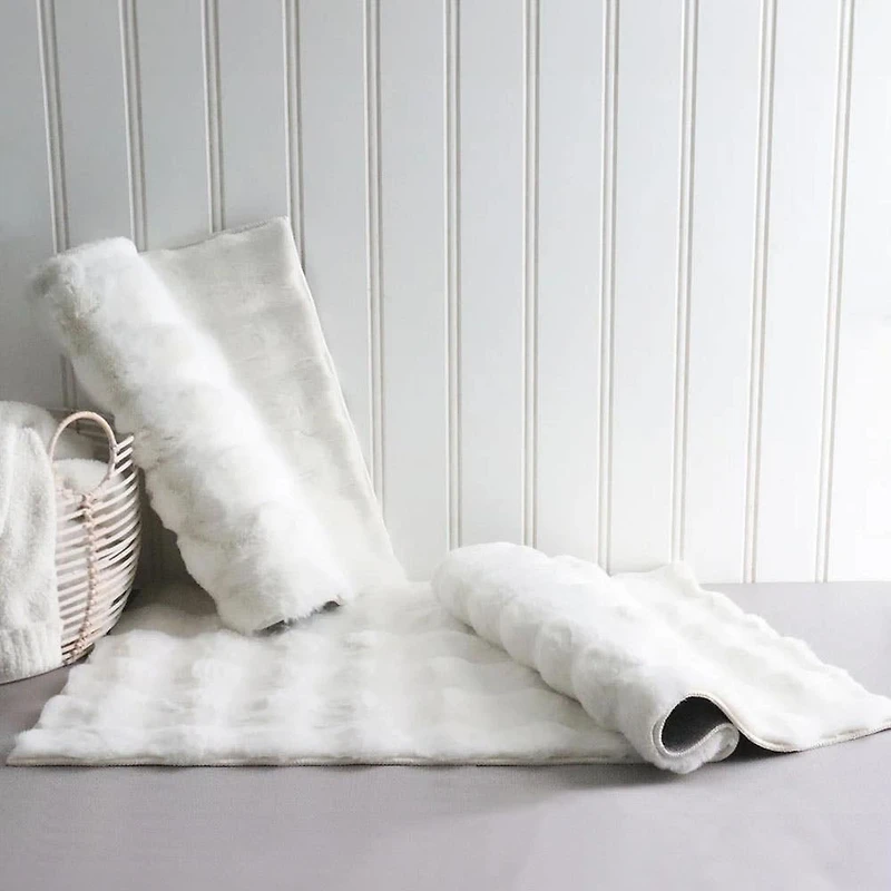 Harman Sculpted Fur Polyester Bathmat Large