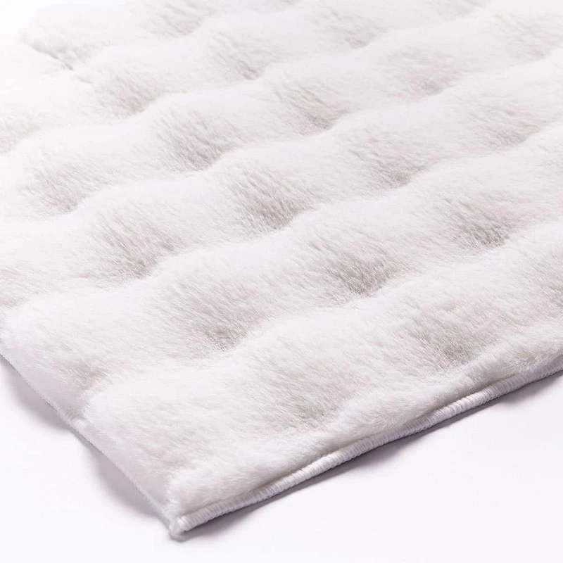 Harman Sculpted Fur Polyester Bathmat Large