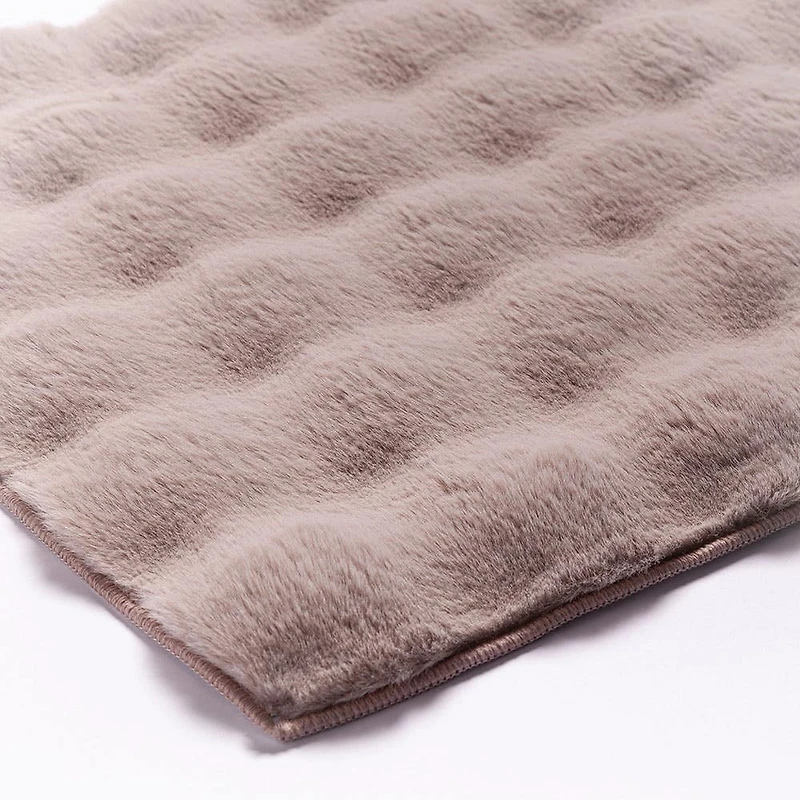 Harman Sculpted Fur Polyester Bathmat (Taupe