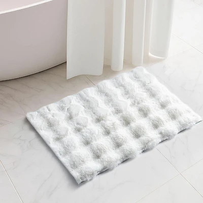 Harman Sculpted Fur Polyester Bathmat - Small (Cream)