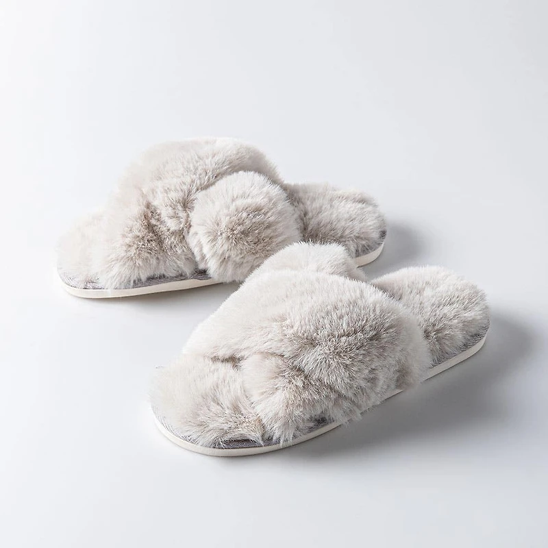 Harman Tahoe 'Criss Cross' Memory Foam Slippers Women (Light Grey)
