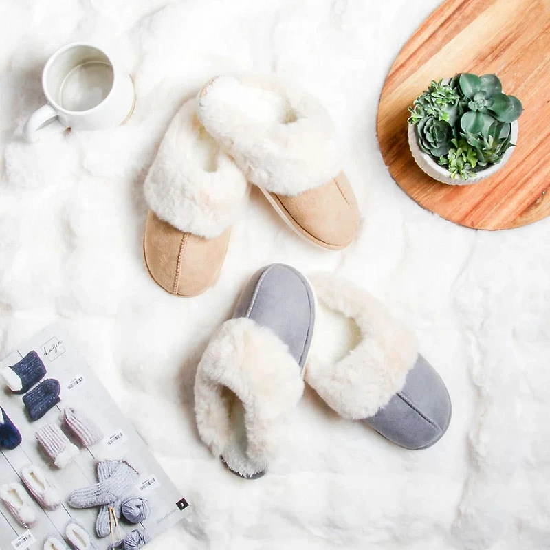 Harman Aspen 'Sherpa Lined Cuff' Memory Foam Slippers Women (Natural)