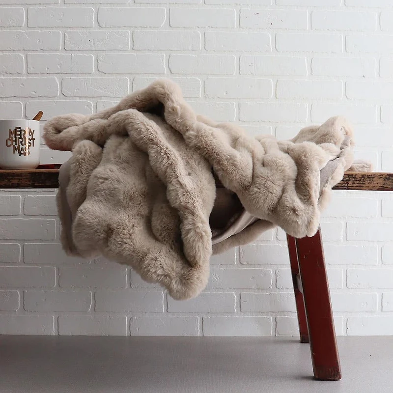 Harman Luxe Sculpted Fur Throw (Taupe)
