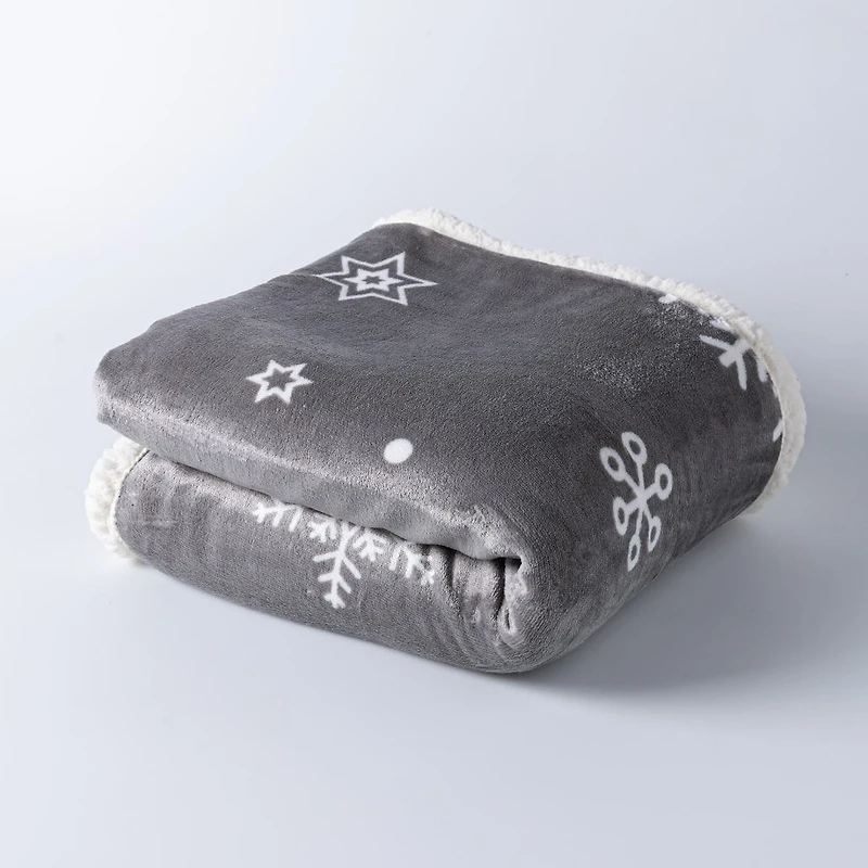 Harman Holiday Market 'Snowflake Stars' Reversible Sherpa Throw (Grey)
